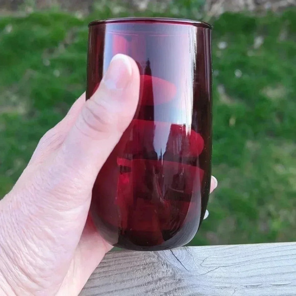 Ruby  Red glassware - Picture 8 of 10
